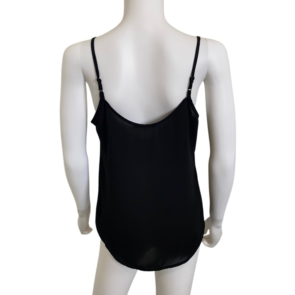 Black Ruffle Key Hole Tank Top - Picture 5 of 11